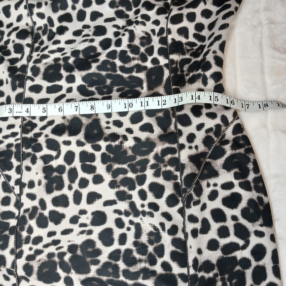 Jennifer Lopez Leopard Print Sleeveless Dress Size 12 - Picture 14 of 15